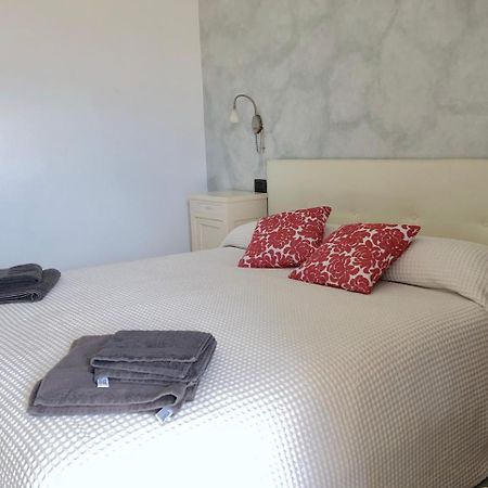Tremezzina Appartamento Red & Grey Mezzegra Dış mekan fotoğraf