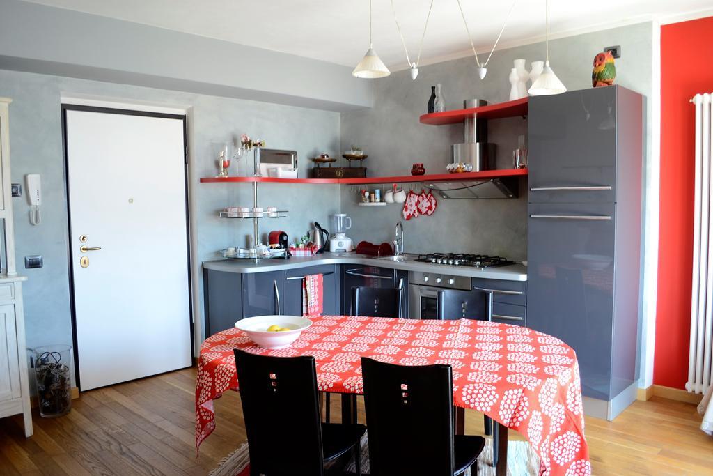 Tremezzina Appartamento Red & Grey Mezzegra Dış mekan fotoğraf