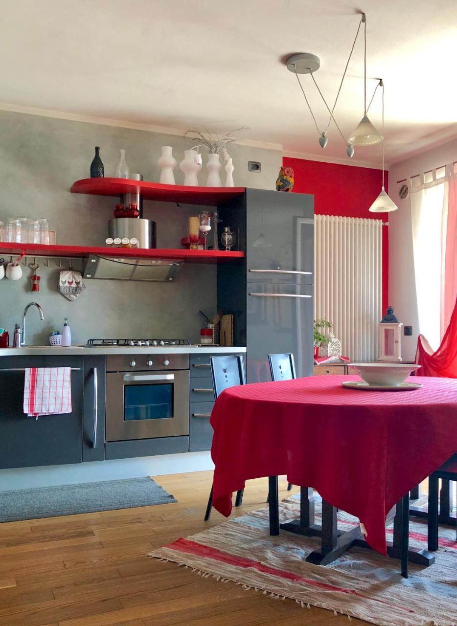 Tremezzina Appartamento Red & Grey Mezzegra Dış mekan fotoğraf