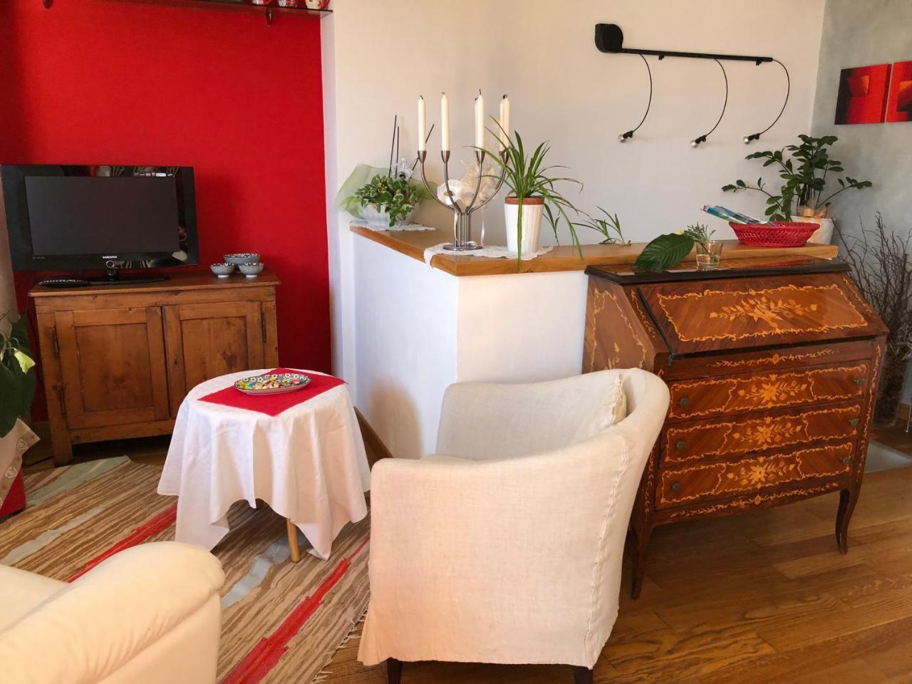 Tremezzina Appartamento Red & Grey Mezzegra Dış mekan fotoğraf